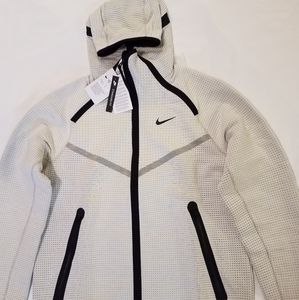 Nike tech sweatshirt